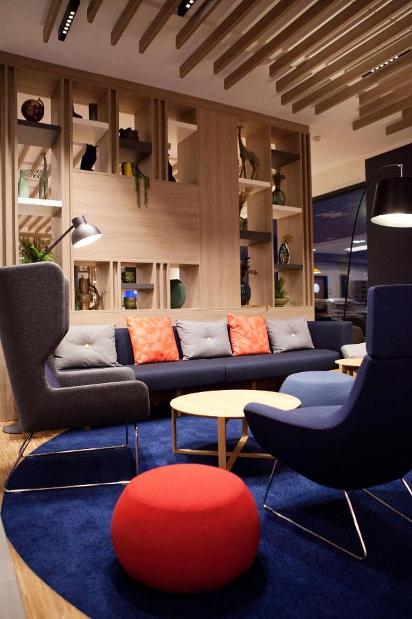 Holiday Inn Express - Лустенау Экстерьер фото