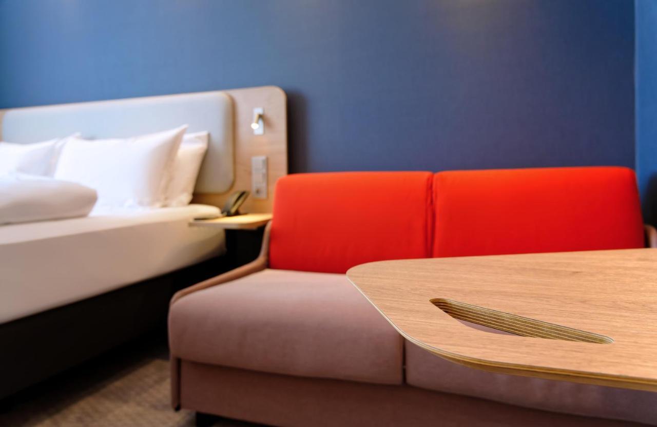 Holiday Inn Express - Лустенау Экстерьер фото